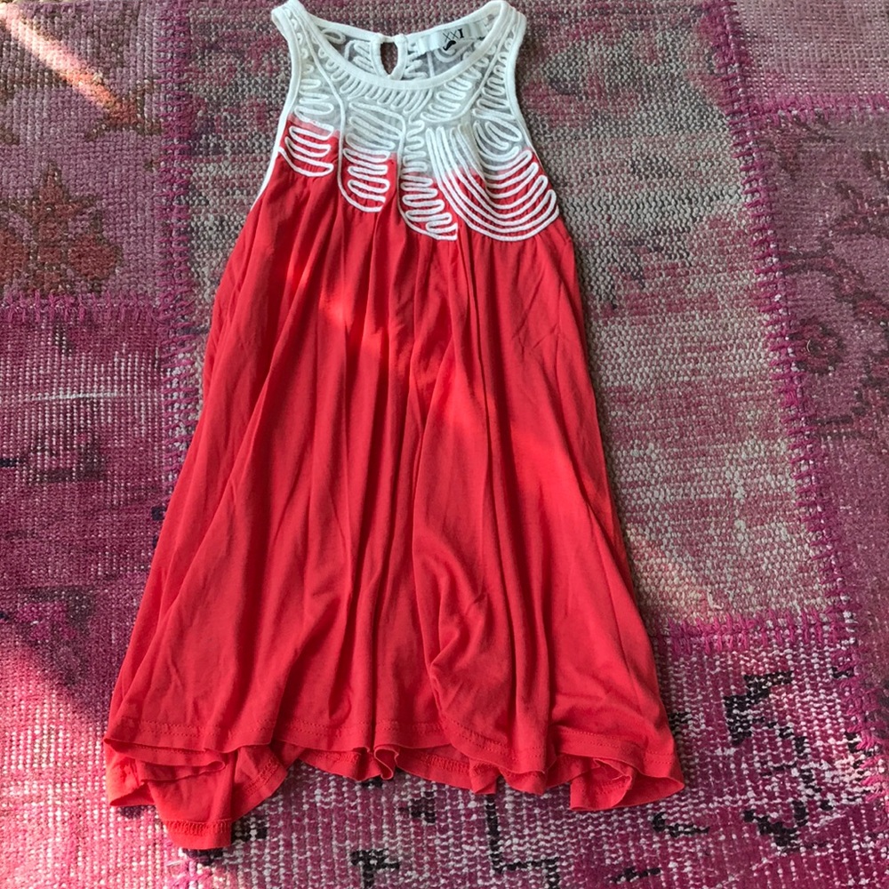 CUTE HALTER TOP